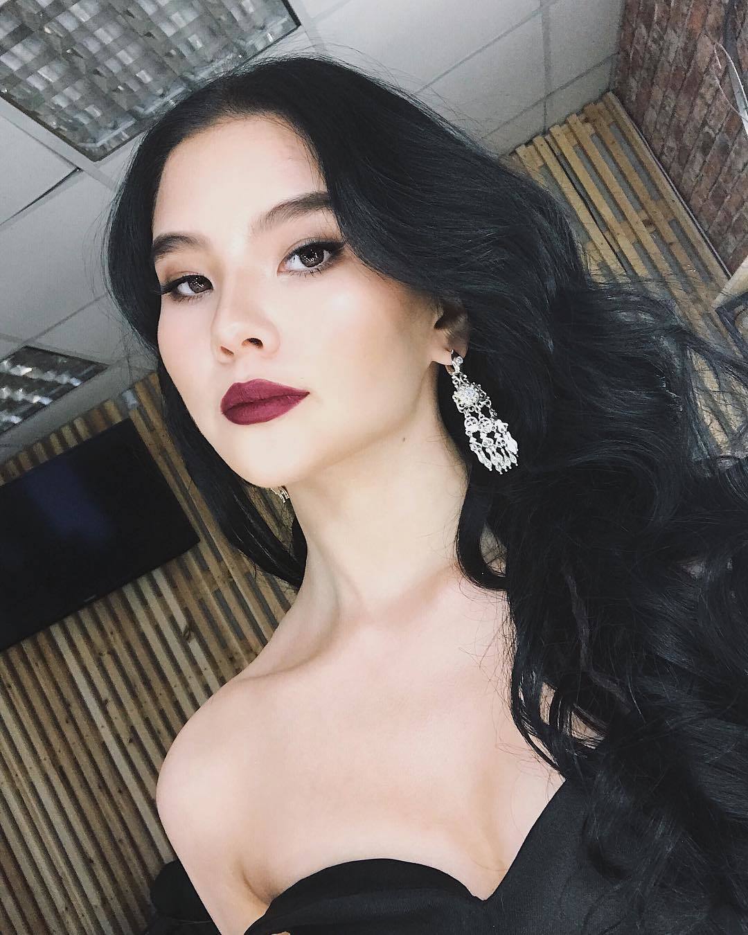 "Земля ушла из-под ног", - якутская красавица об участии в конкурсе "Мисс мира"