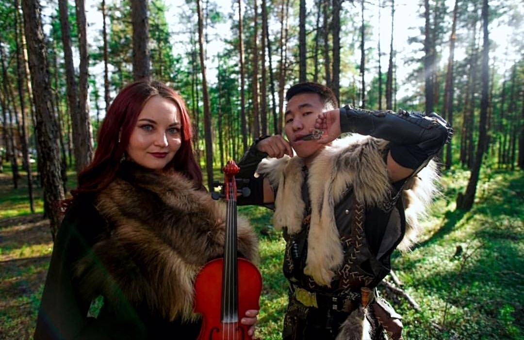 "Невероятная экспрессия!". В Якутии впервые прозвучал дуэт скрипки с хомусом (видео)