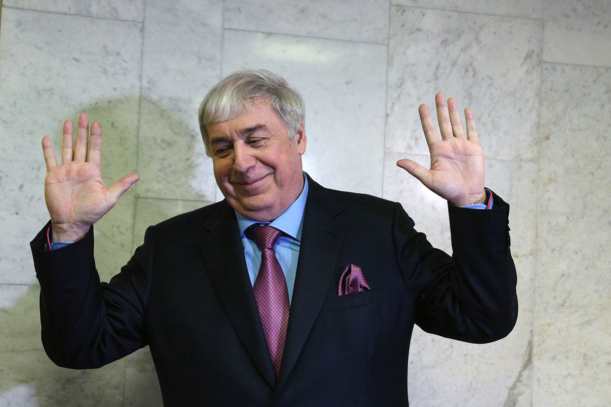 Forbes назвал богатейшие семьи России