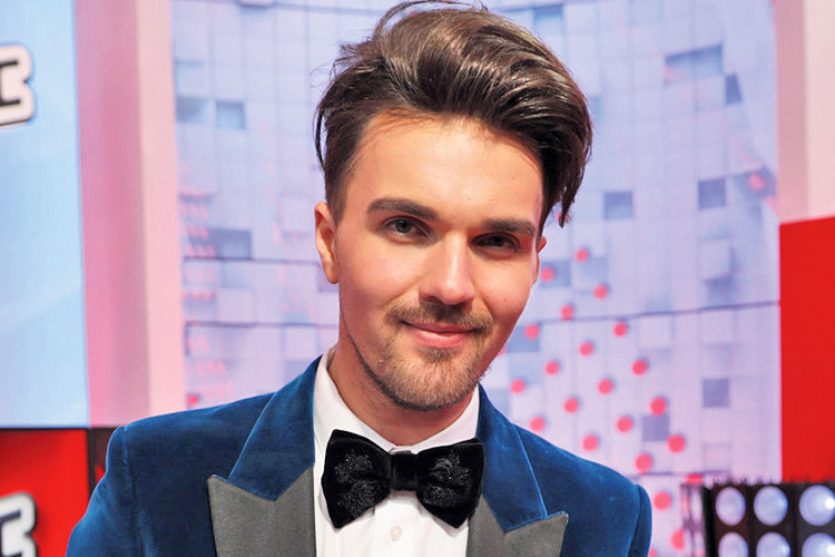 Александр Панайотов,  звезды «Танцы на ТНТ», праздничный фейерверк в Якутске