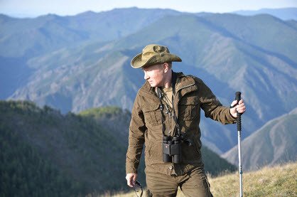 Песков рассказал о поведении медведей при встрече с Путиным