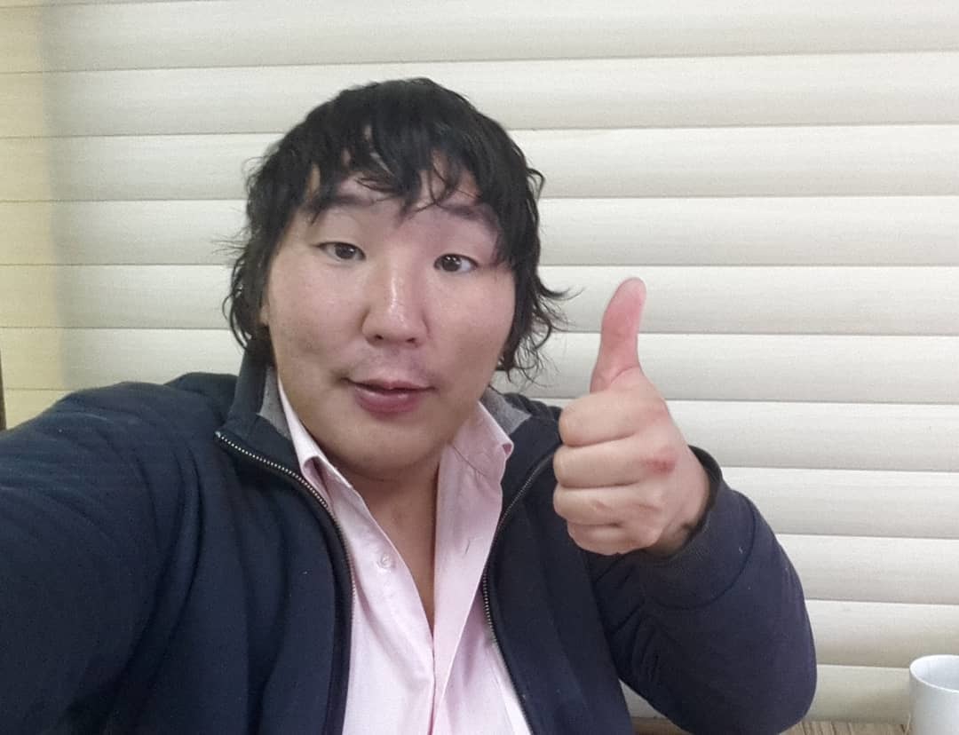 Мистер Добрыня готовится сделать предложение своей девушке