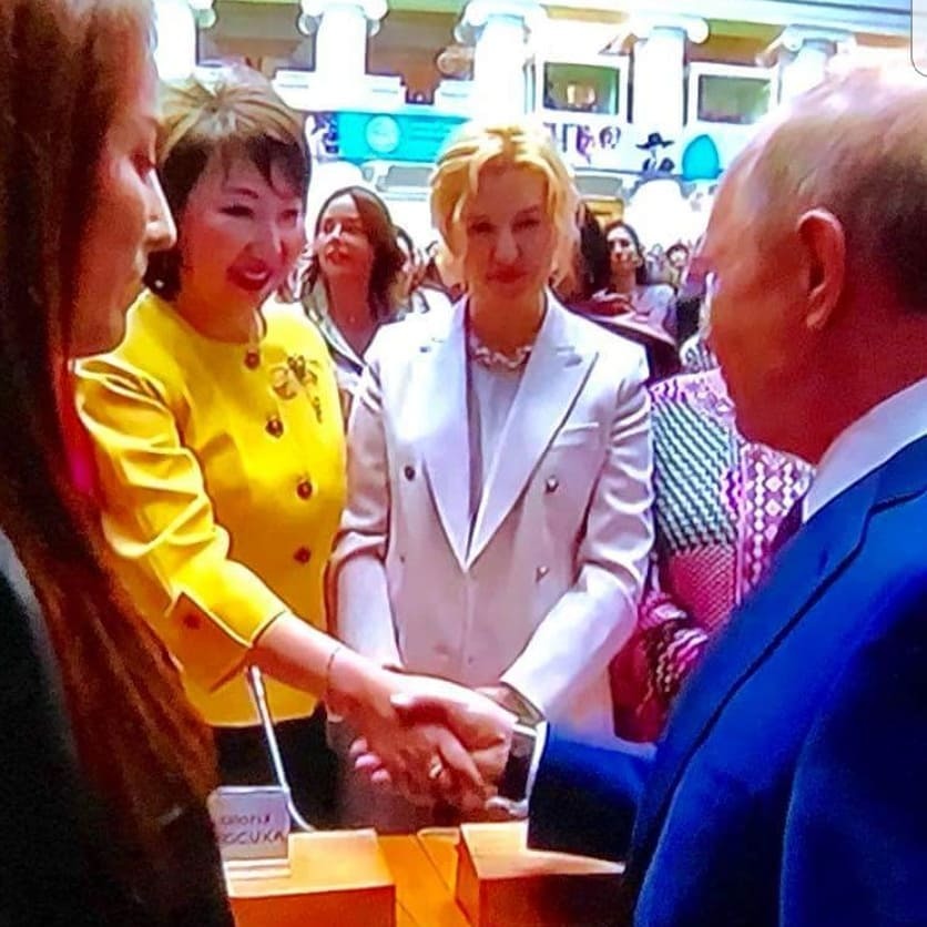 42199203_2072100382856676_200943919003860992_n