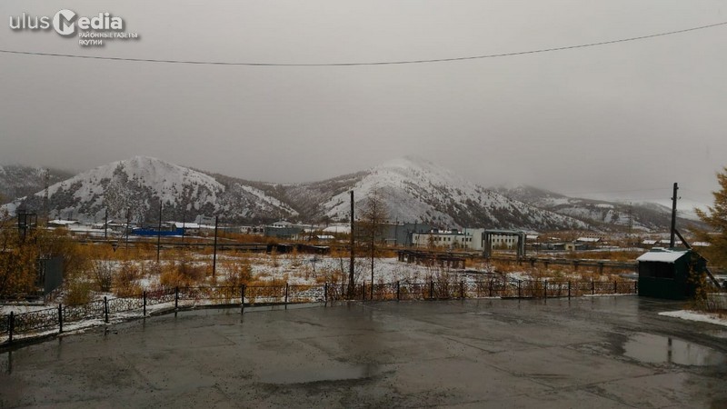 Фотофакт: Первый снег в Депутатском