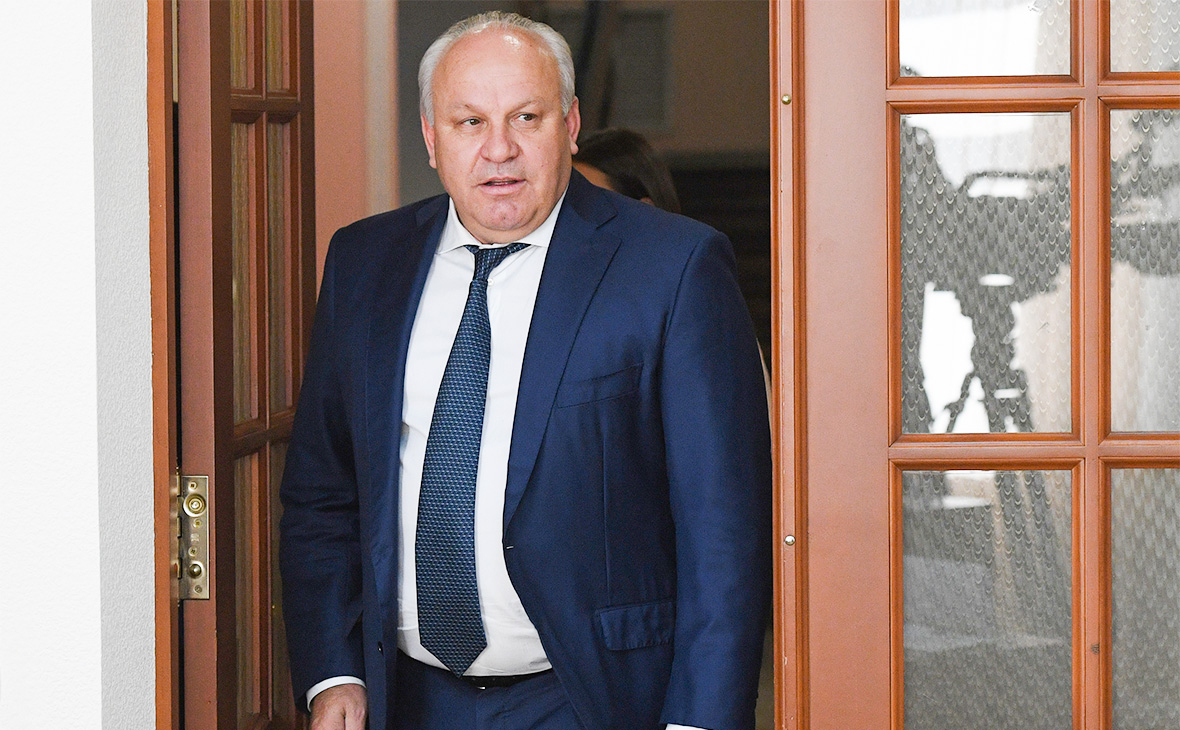 Памфилова объяснила снятие Зимина с выборов фразой «оценил возможности»