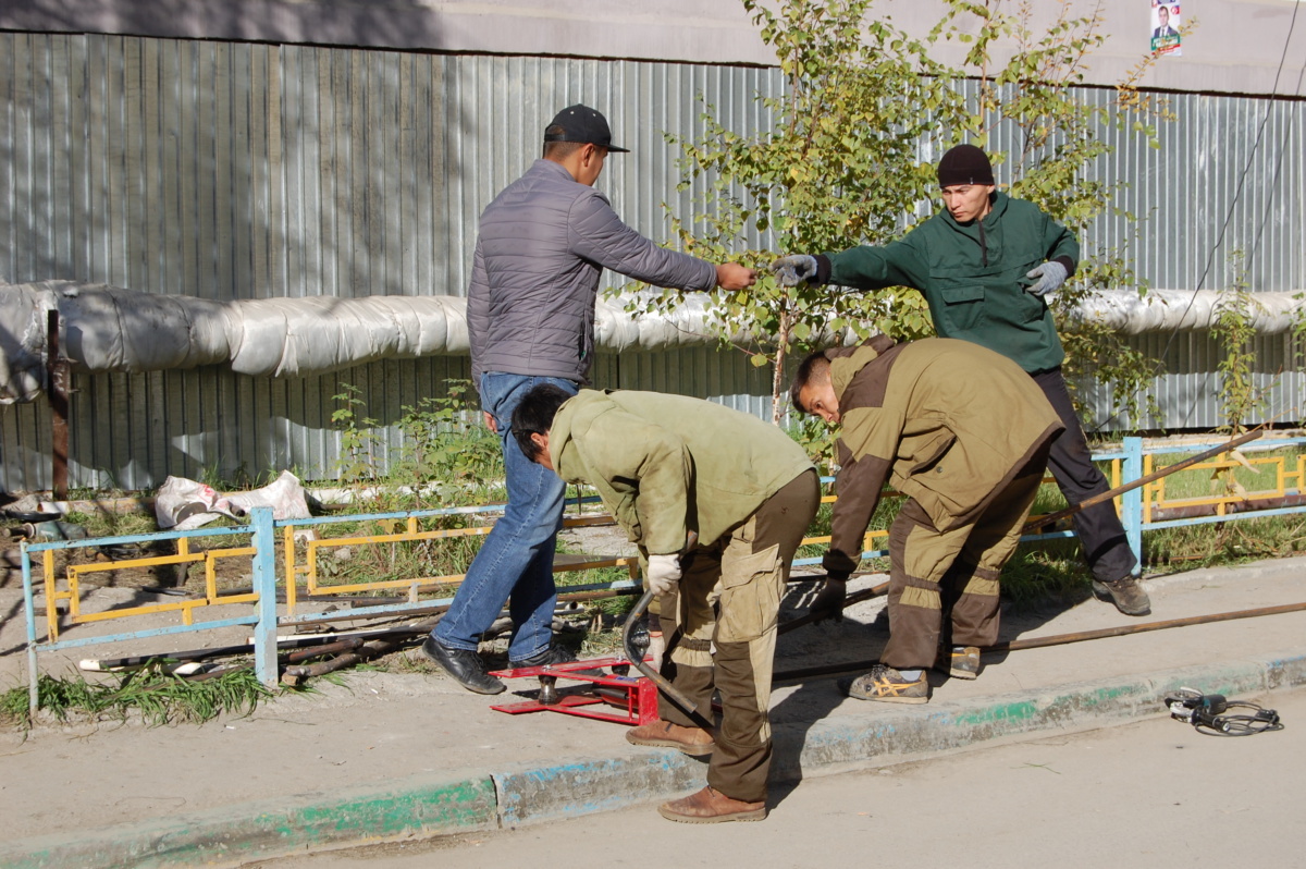 В отношении подрядных организаций, допустивших срыв запуска отопления в домах Якутска, будут приняты меры
