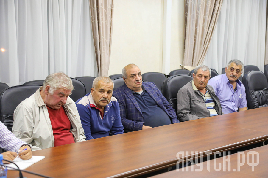 Безопасный Якутск: Администрация города призывает водителей автобусов быть вежливыми