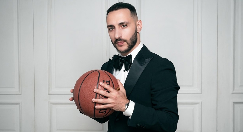 L'One попросил называть его Эллэй Боотуром