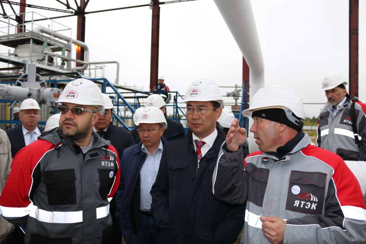 Айсен Николаев отметил высокий уровень оснащенности производственных объектов «ЯТЭК»
