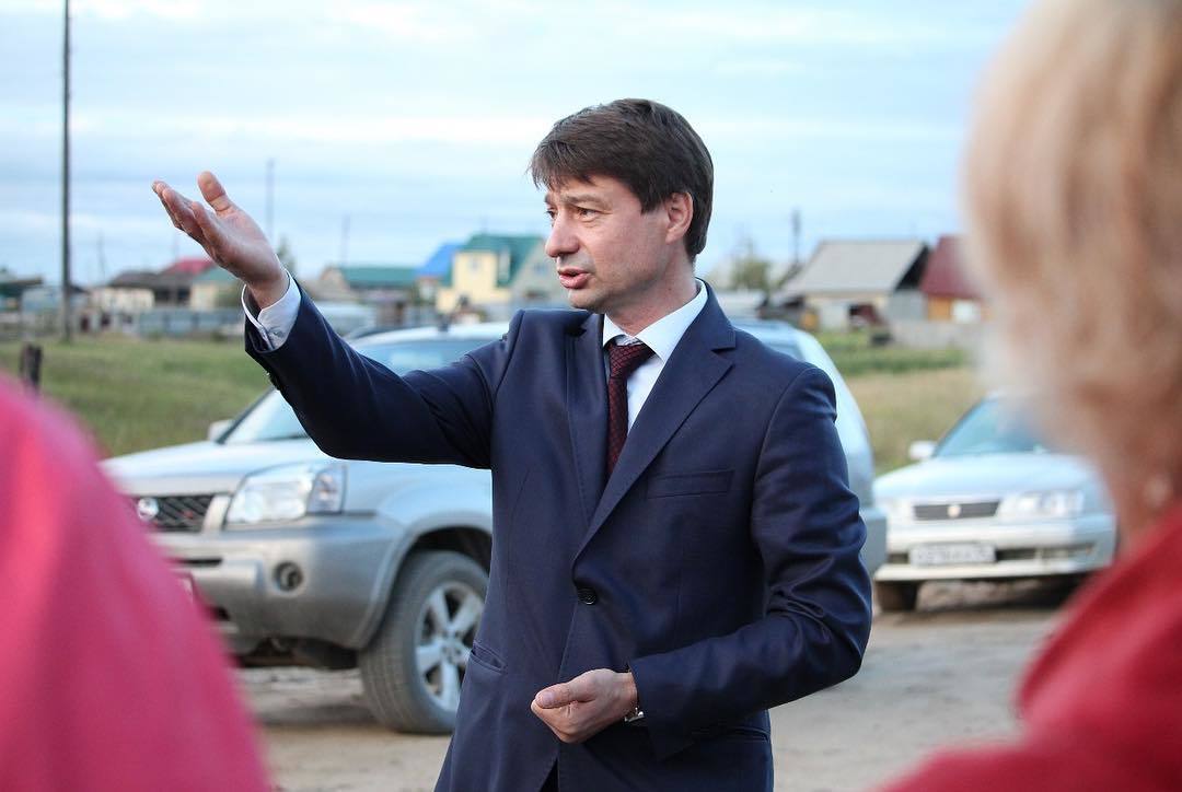 "Владимир Федоров проезжал мимо Владимировки. Его авто проверяли сотрудники ГАИ"