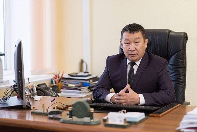Дмитрий Садовников прокомментировал слухи о выдвижении на пост мэра Якутска