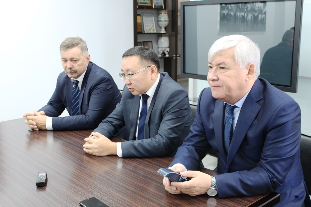 «Горбунов в управление авиакомпании «Якутия» не вмешивается», - источник