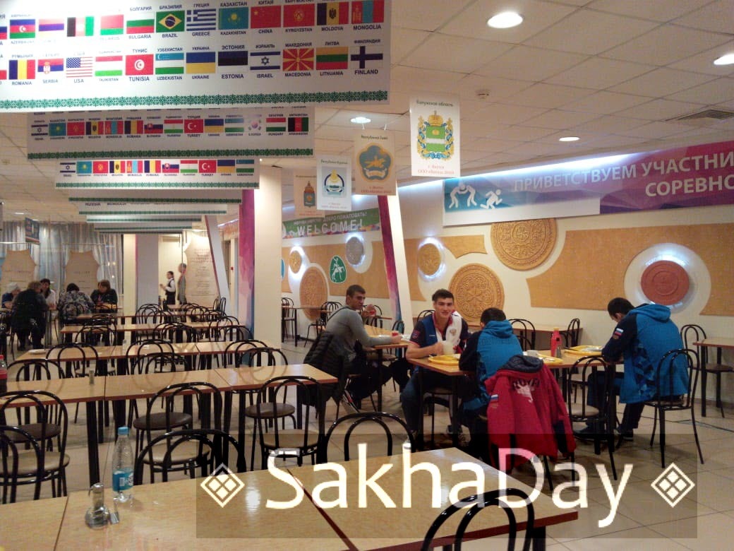 Чем кормят спортсменов на чемпионате России по боксу в Якутске?