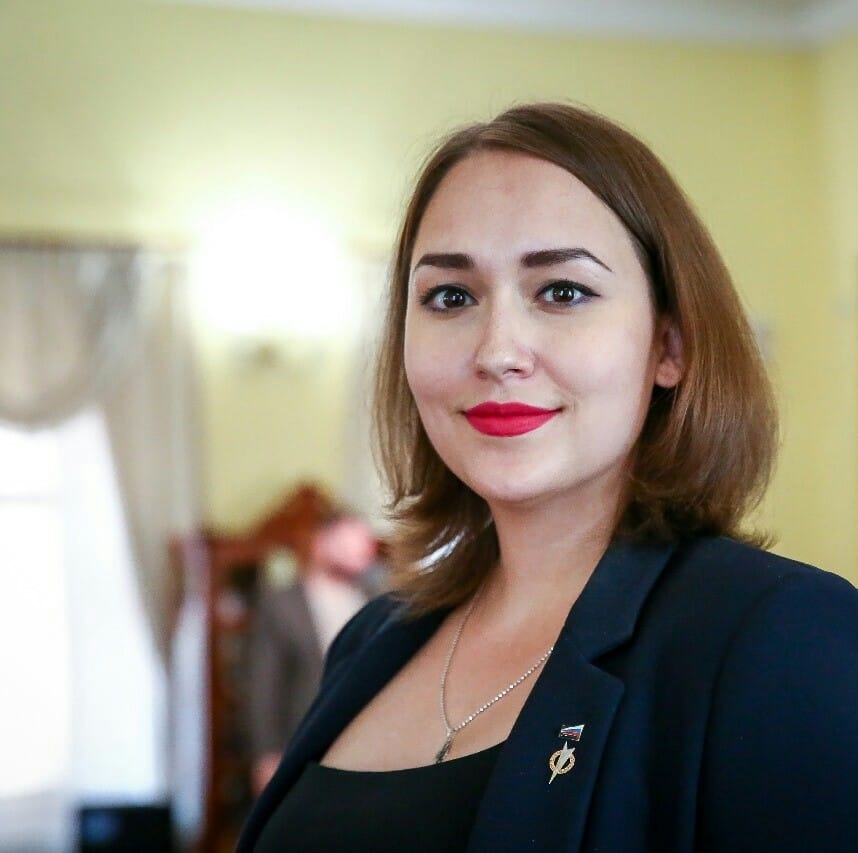 Почему к диплому министра предпринимательства Якутии Ирины Высоких появились вопросы?