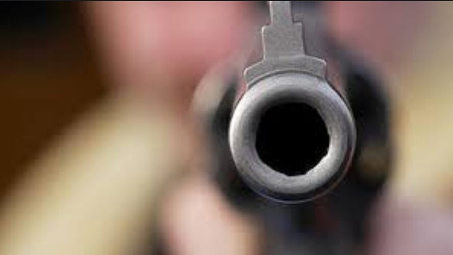 33-летнего мужчину застрелили в Амге на глазах у детей. Подробности