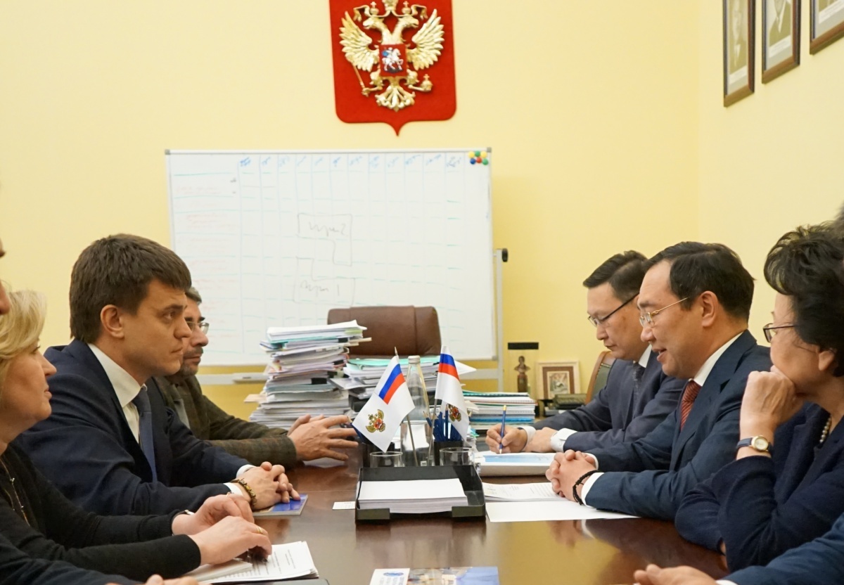 Айсен Николаев встретился с министром науки и высшего образования РФ Михаилом Котюковым