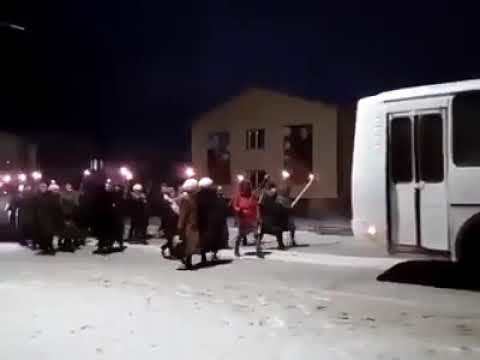 В соцсетях обсуждают видео факельного шествия в честь столетия комсомола в Якутии