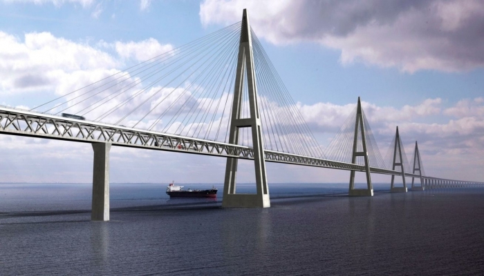 Айсен Николаев: К 2024 году мы должны пройти по Ленскому мосту