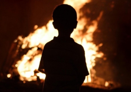 По факту гибели двух малолетних детей при пожаре в Вилюйском районе возбуждено уголовное дело