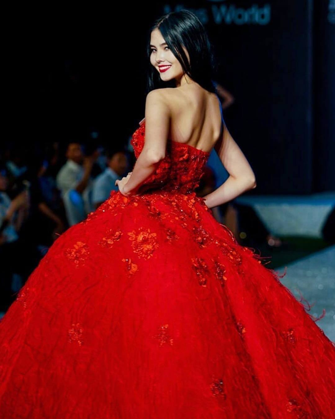 Наталья Строева вошла в 30-ку финалисток конкурса "Мисс Мира"