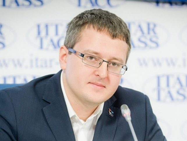 ВЛАДИМИР СОЛОДОВ