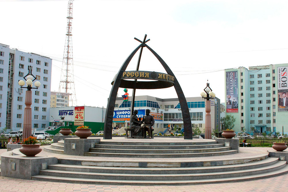 pamjatnik_Dezhnevu_1