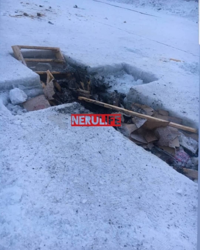 В Якутии купель завалили мусором и сожженными досками