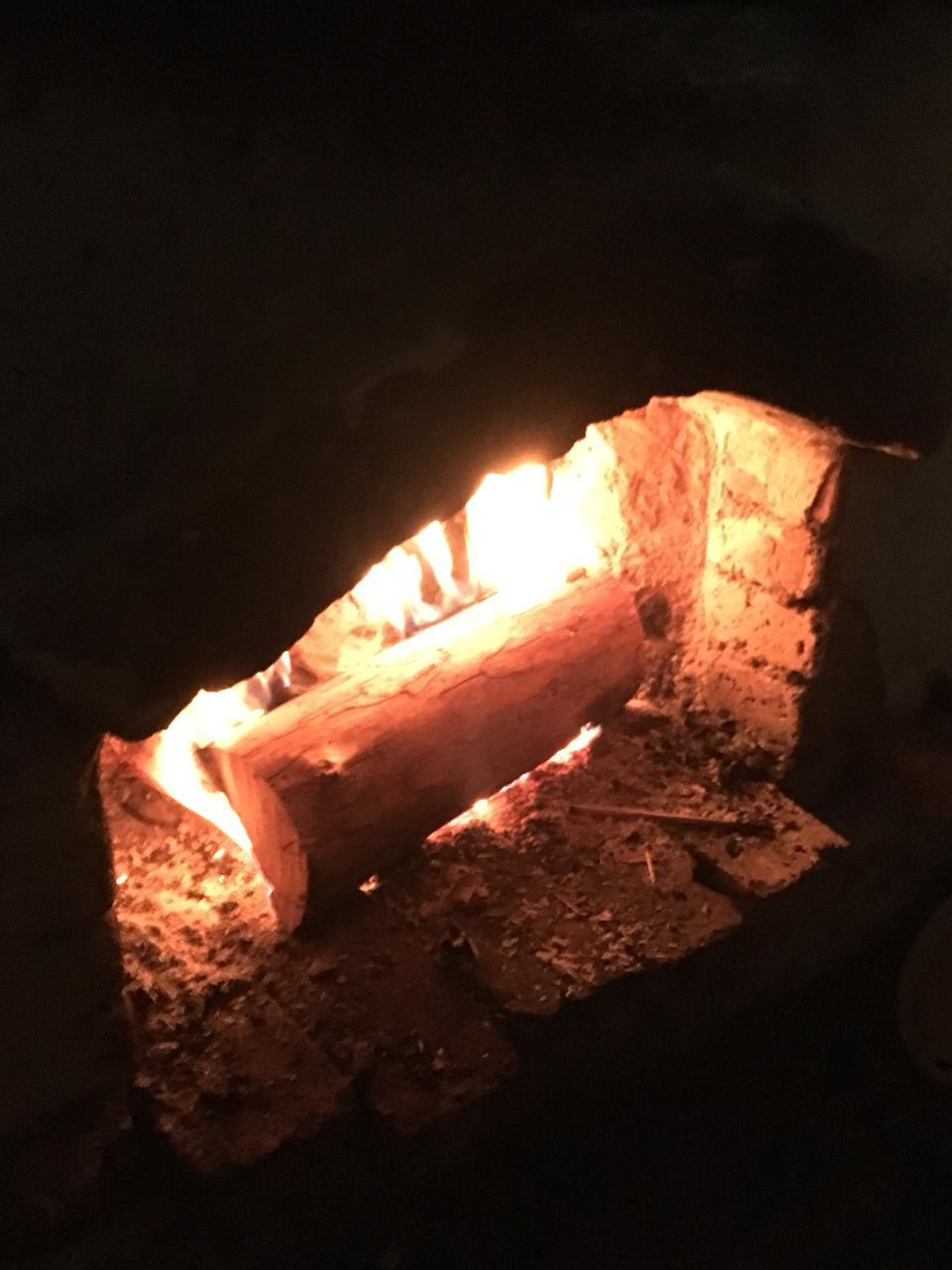 Члены общественной организации "Үс түмсүү" помогли замерзающей семье из Мархи