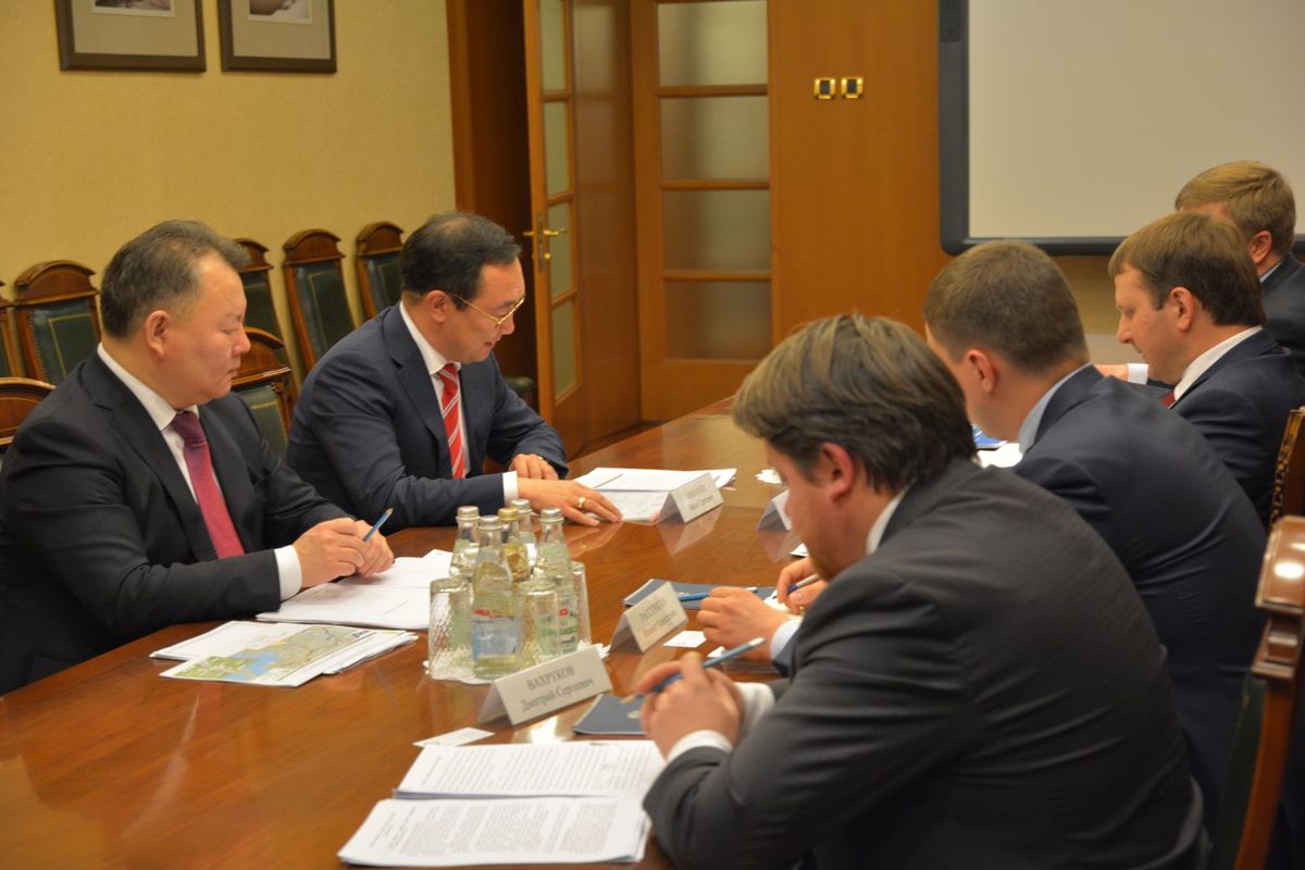 Глава Якутии встретился с Министром экономического развития РФ