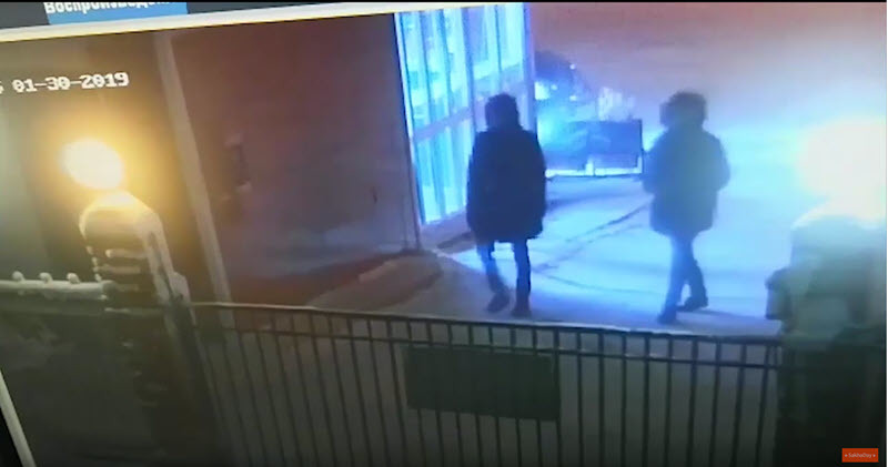 В Якутии задержана группа молодых людей, подозреваемых в грабеже магазина горячих закусок (видео)