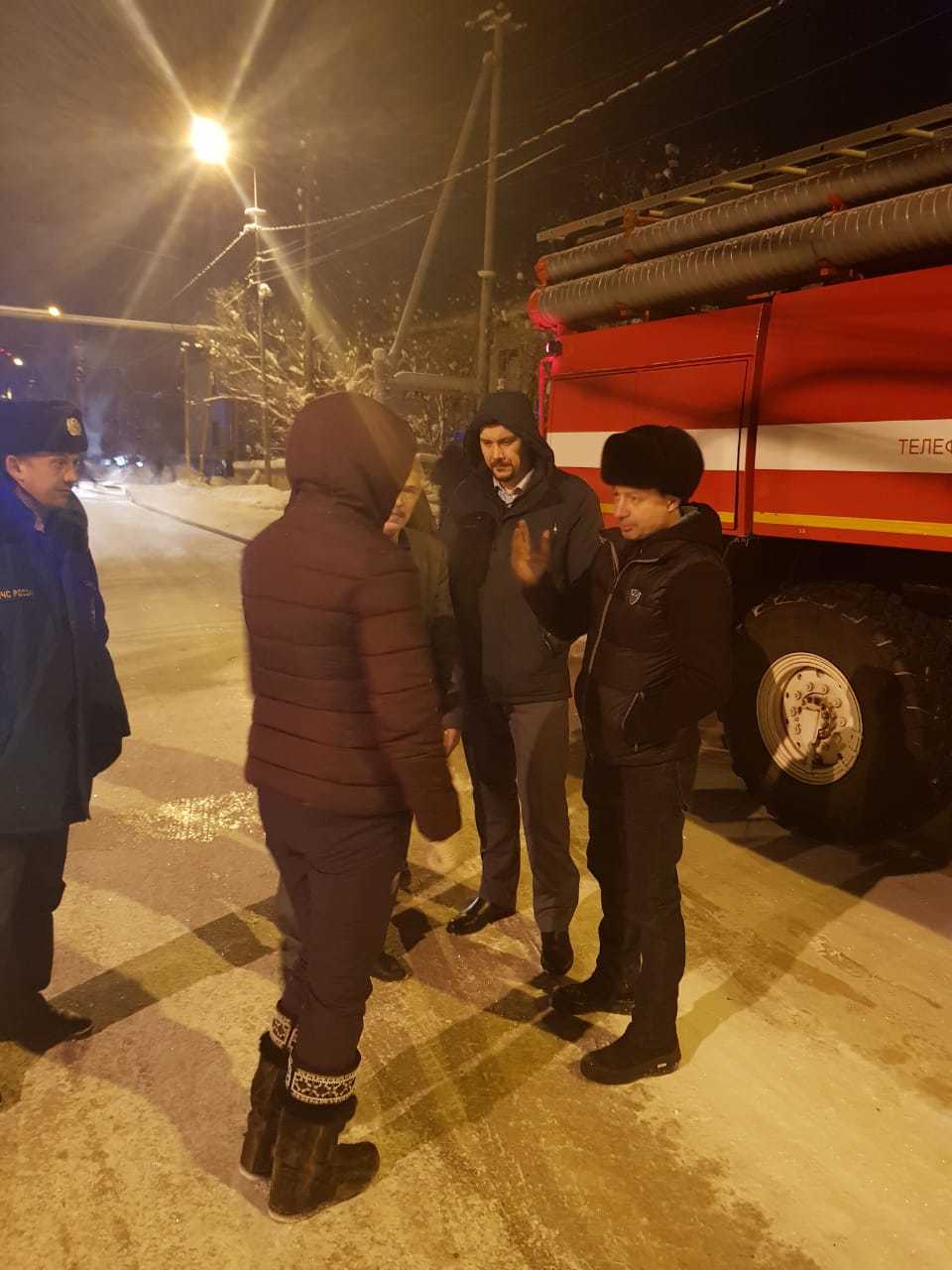 В пострадавшем от пожара доме на улице Билибина ведутся восстановительные работы