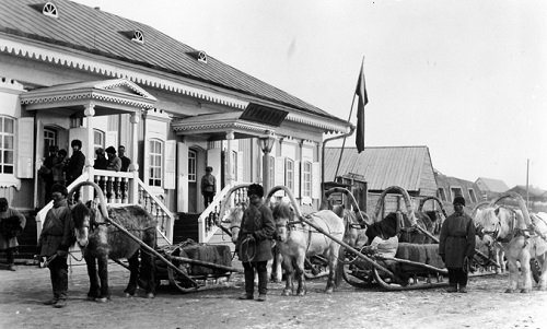 В Автодорожном округе рассматривают установку памятника государевым ямщикам