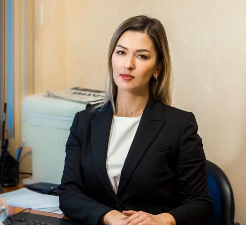 "В купальниках в мэрии появляться не буду, дресс-код не позволяет", - Вероника Высоких