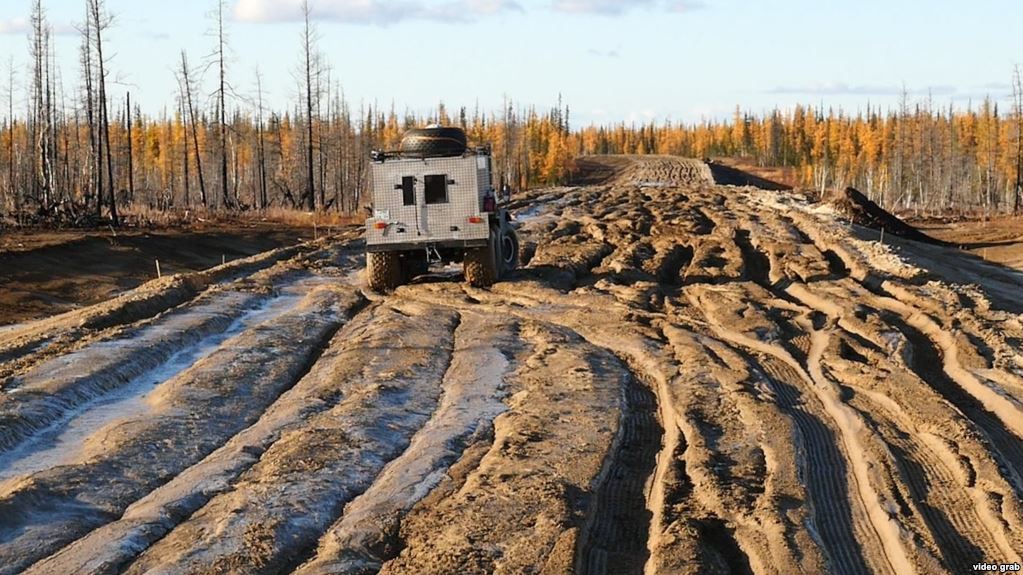 "Такой закон принимать нельзя! Это лобби нефтяников и газовиков", - депутат Ил Тумэна о строительстве платных дорог на Крайнем Севере