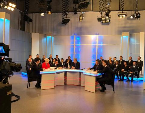 Вопрос школы «Айыы Кыhата» прозвучал в прямом эфире отчёта Правительства