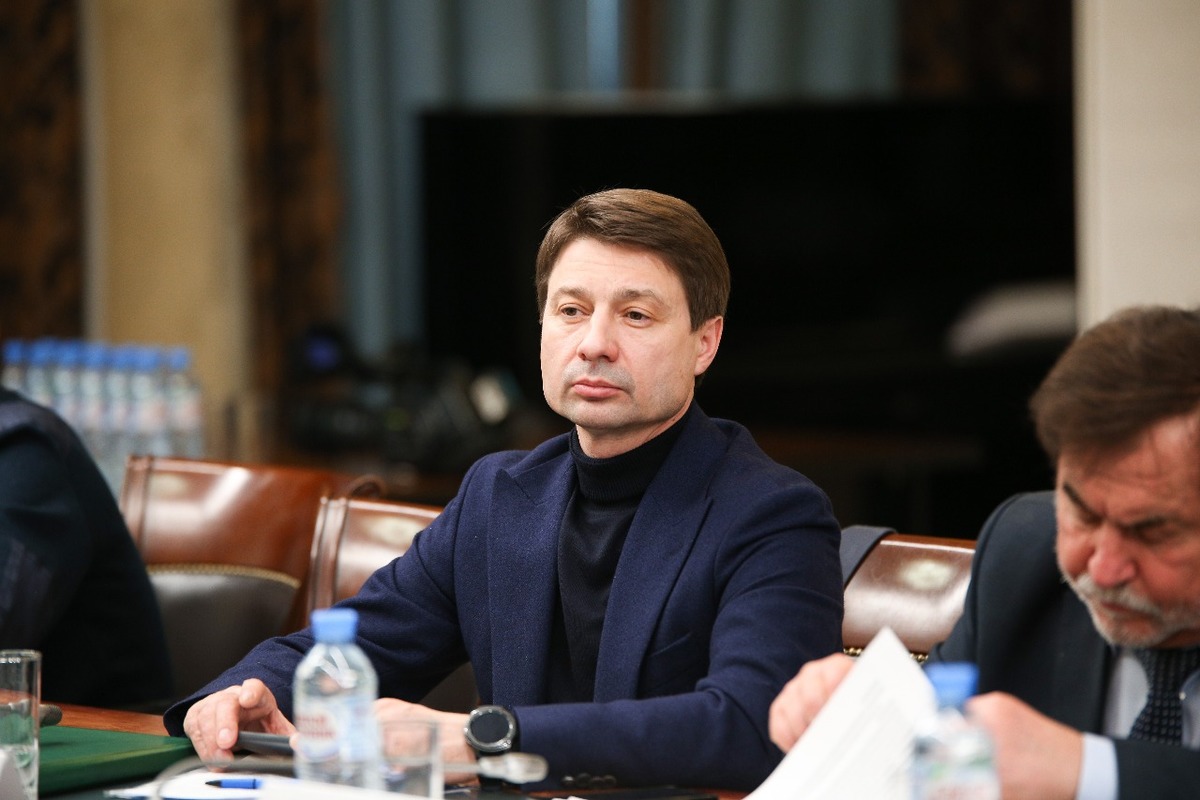 Судьбу первого заммэра Якутска Владимира Федорова решит комиссия