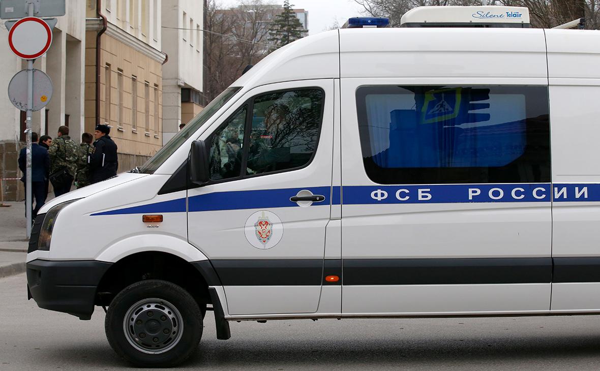 ФСБ в трех городах пришла на предприятия из-за хищений при оборонзаказе