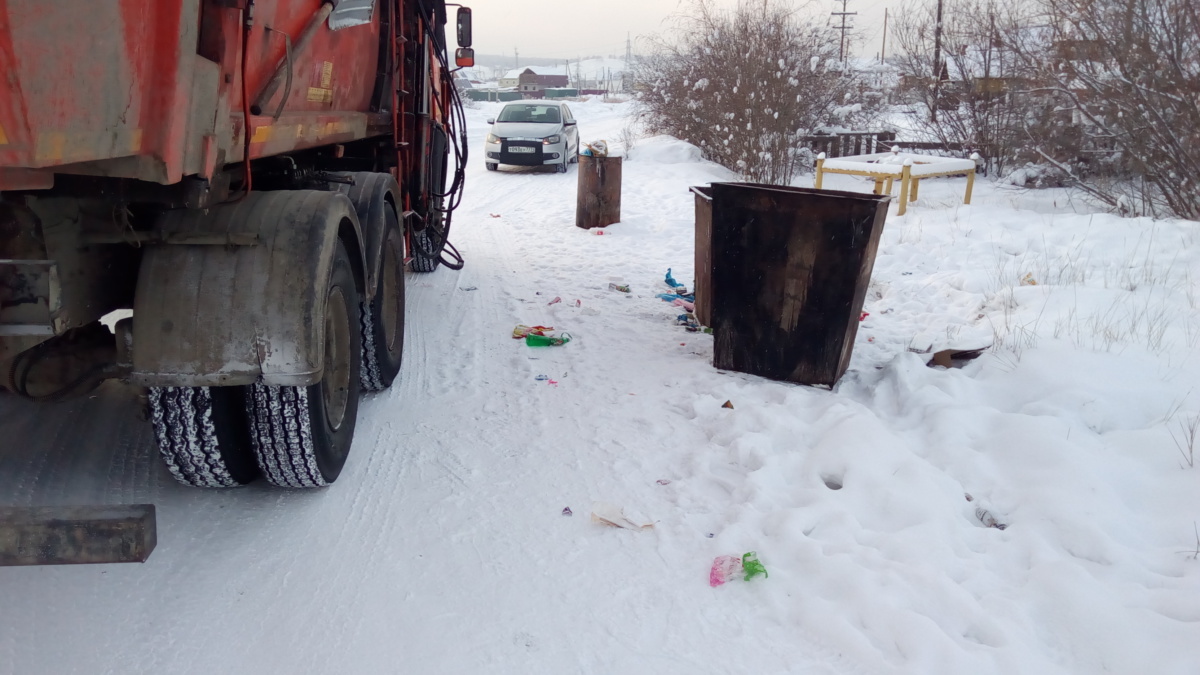 "Проблем с вывозом мусора нет", - в Управе Гагаринского округа прокомментировали претензии жильцов частного сектора