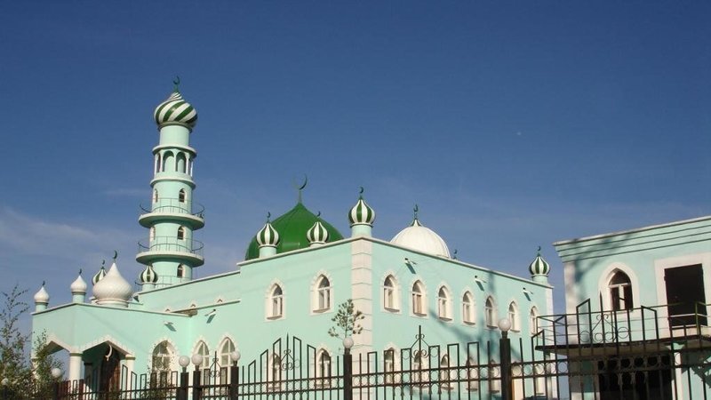 Жители Якутска просят перенести мечеть