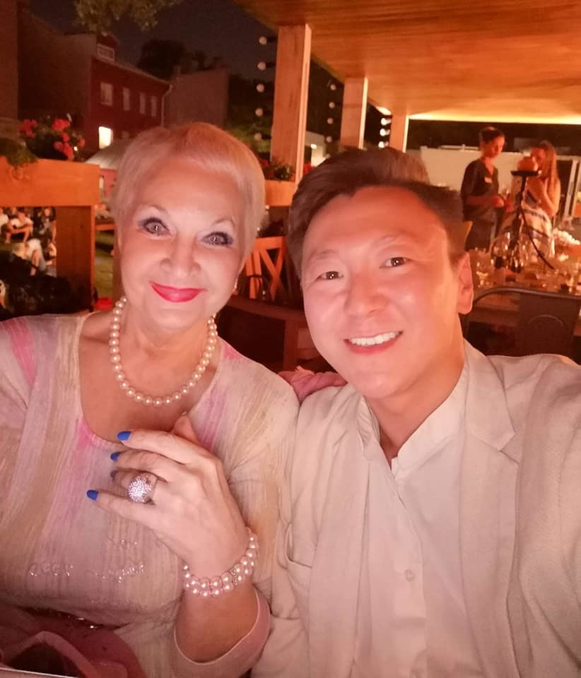 Семен Луканси тепло поздравил Веру Мусатову