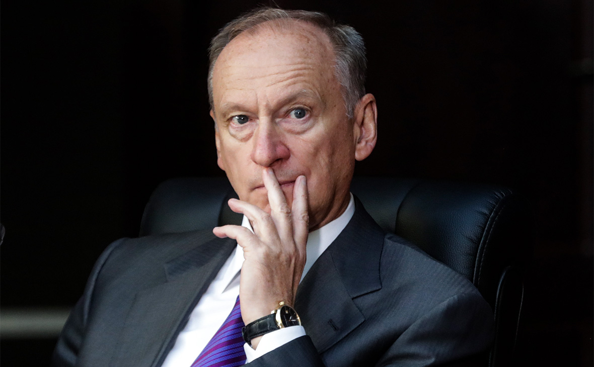 Патрушев анонсировал меры против манипулирования сознанием подростков