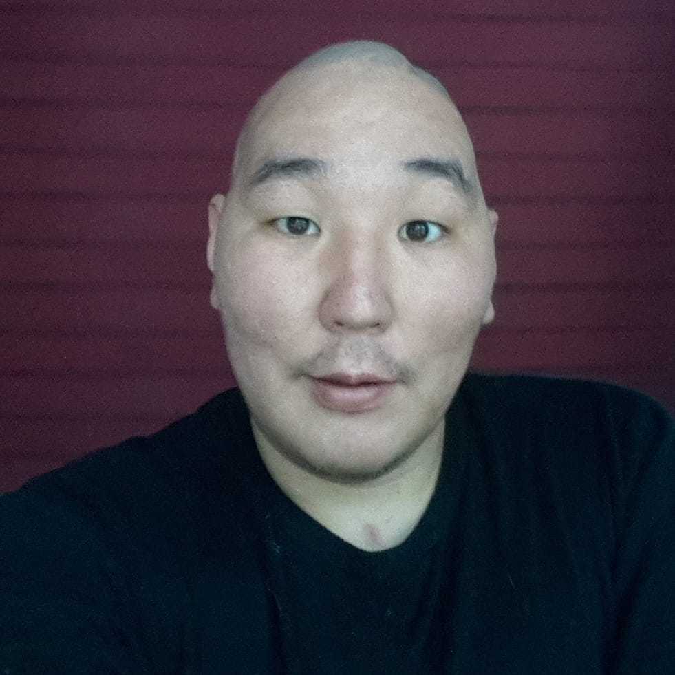 Антон Васильев нашел работу