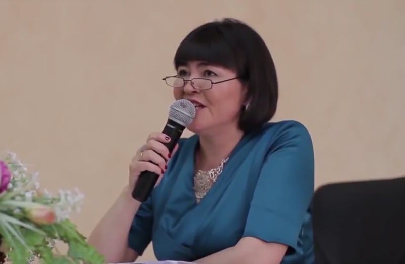 "Играть на опережение ее стиль, но продиктован он страхом", - Виктория Габышева о мэре Якутска