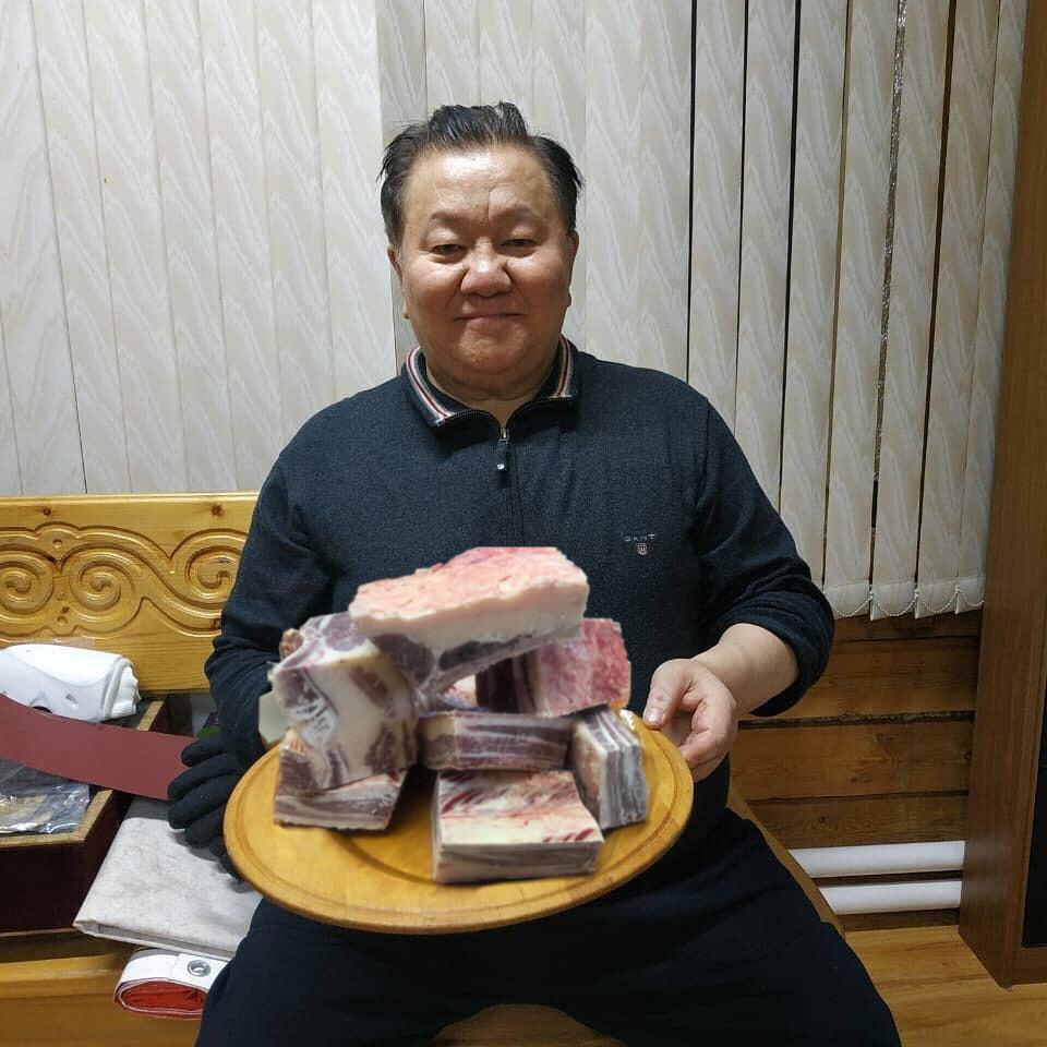 Депутат Госдумы предпочитает мороженую жеребятину пармезану? Тумусов объяснил, что имел в виду