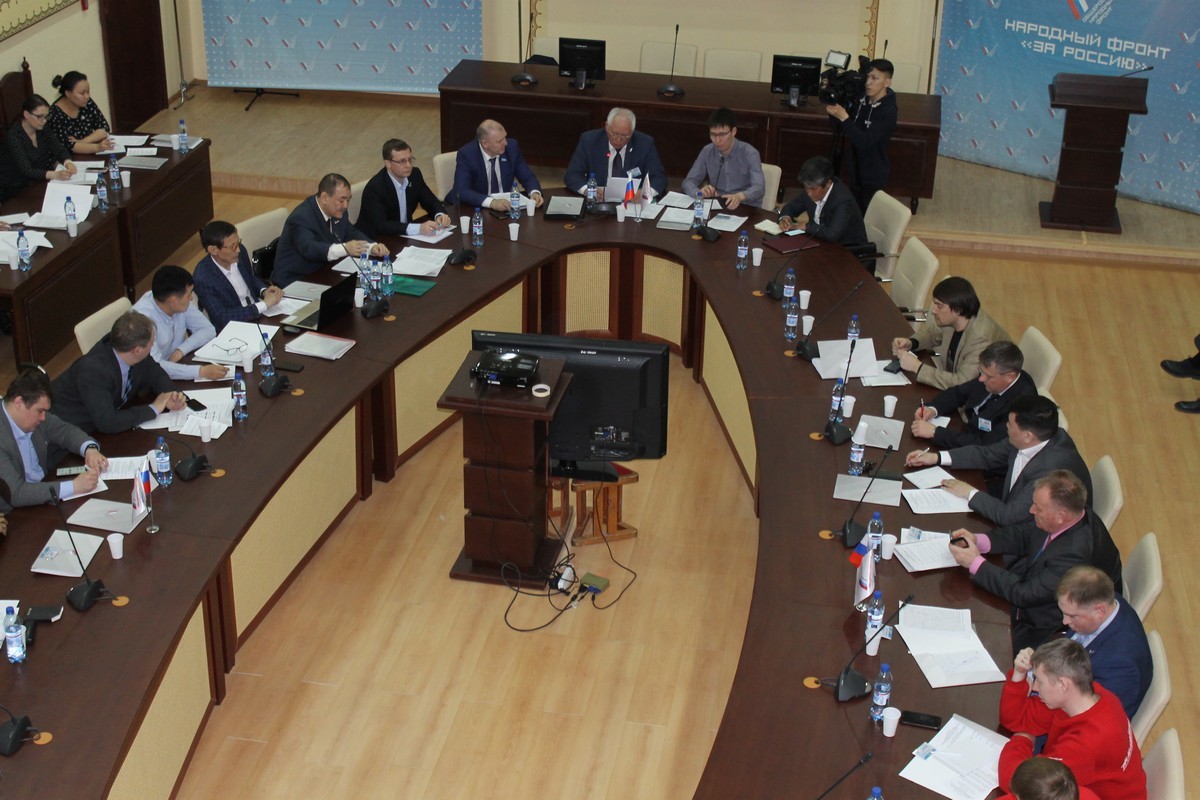 Избран новый состав регионального штаба ОНФ в Якутии