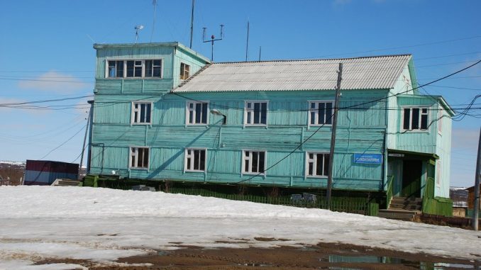 Пассажиры АК «Якутия» застряли в Анабарском районе из-за нехватки мест на борту самолета