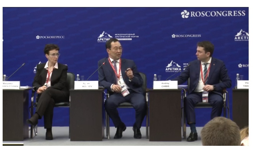 Айсен Николаев на Арктическом форуме рассказал о строительстве оптоволокна в условиях вечной мерзлоты