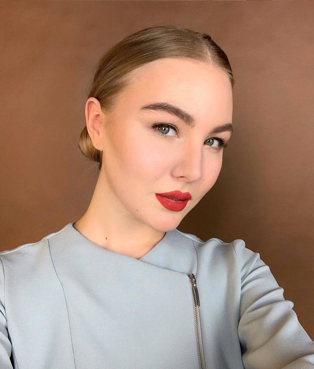 Видеофакт: Интервью Влады Потаповой для канала "Miss Media"