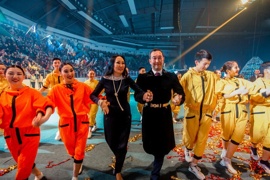 Интерактивный форум в "Триумфе" стал кульминацией Дня Республики