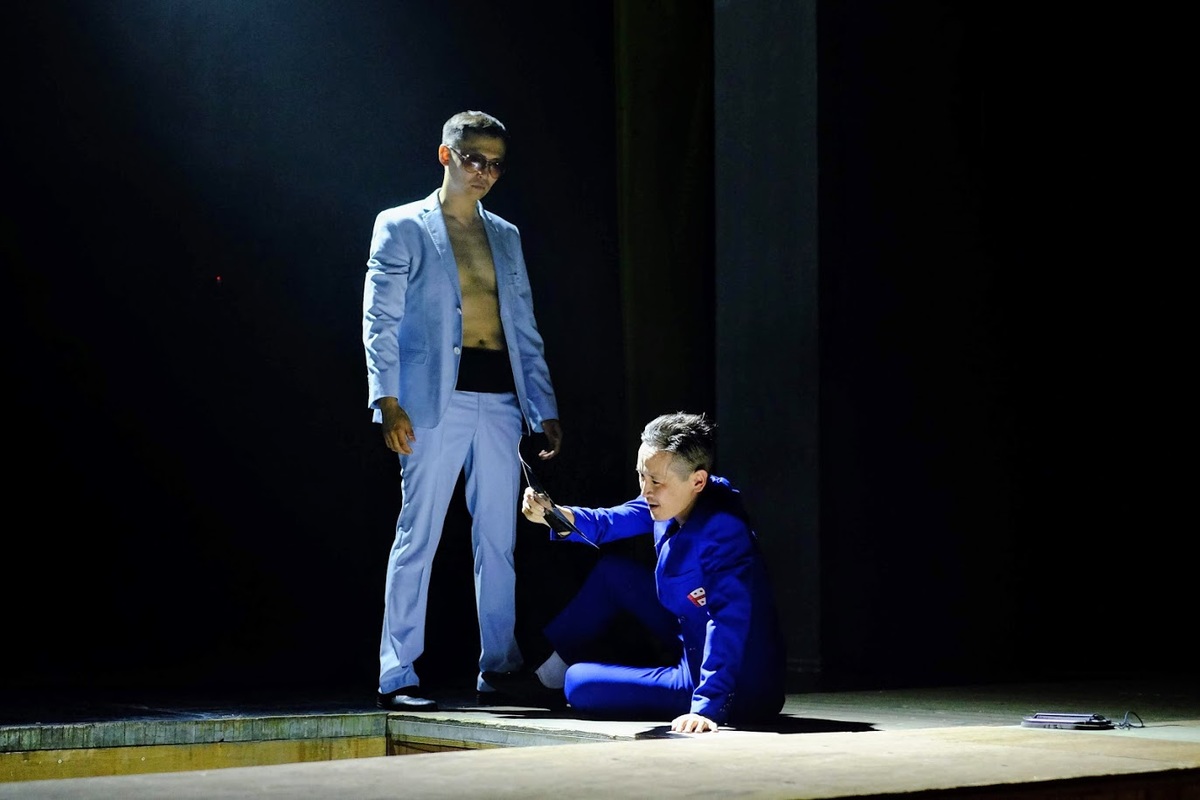 Московский критик назвал якутского режиссера театральным мошенником и убийцей Гамлета